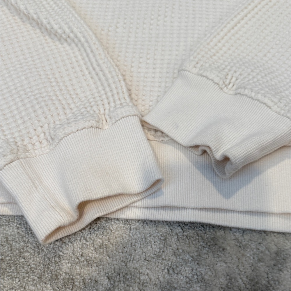 The North Face Women's Cream waffle hooded sweat size M - Picture 9 of 10